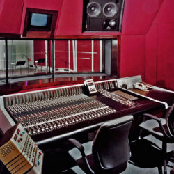 Mike's favorite console, a Harrison 3232C in Control A in 1984. Mike's favorite console, a Harrison 3232C in Control A in 1984.